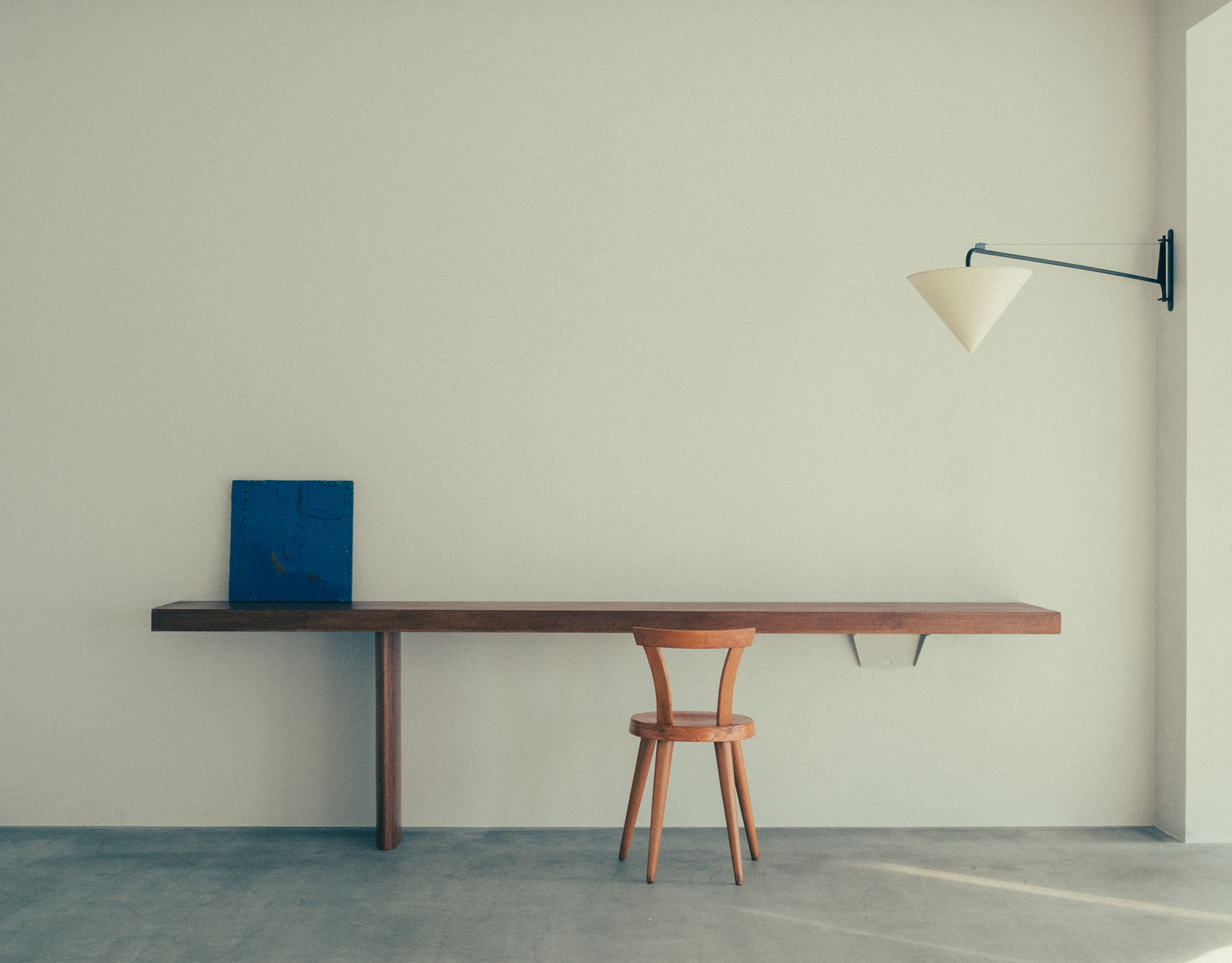 ヴィンテージ家具の目利きが選ぶ、ミッドセンチュリーの名品が集う店