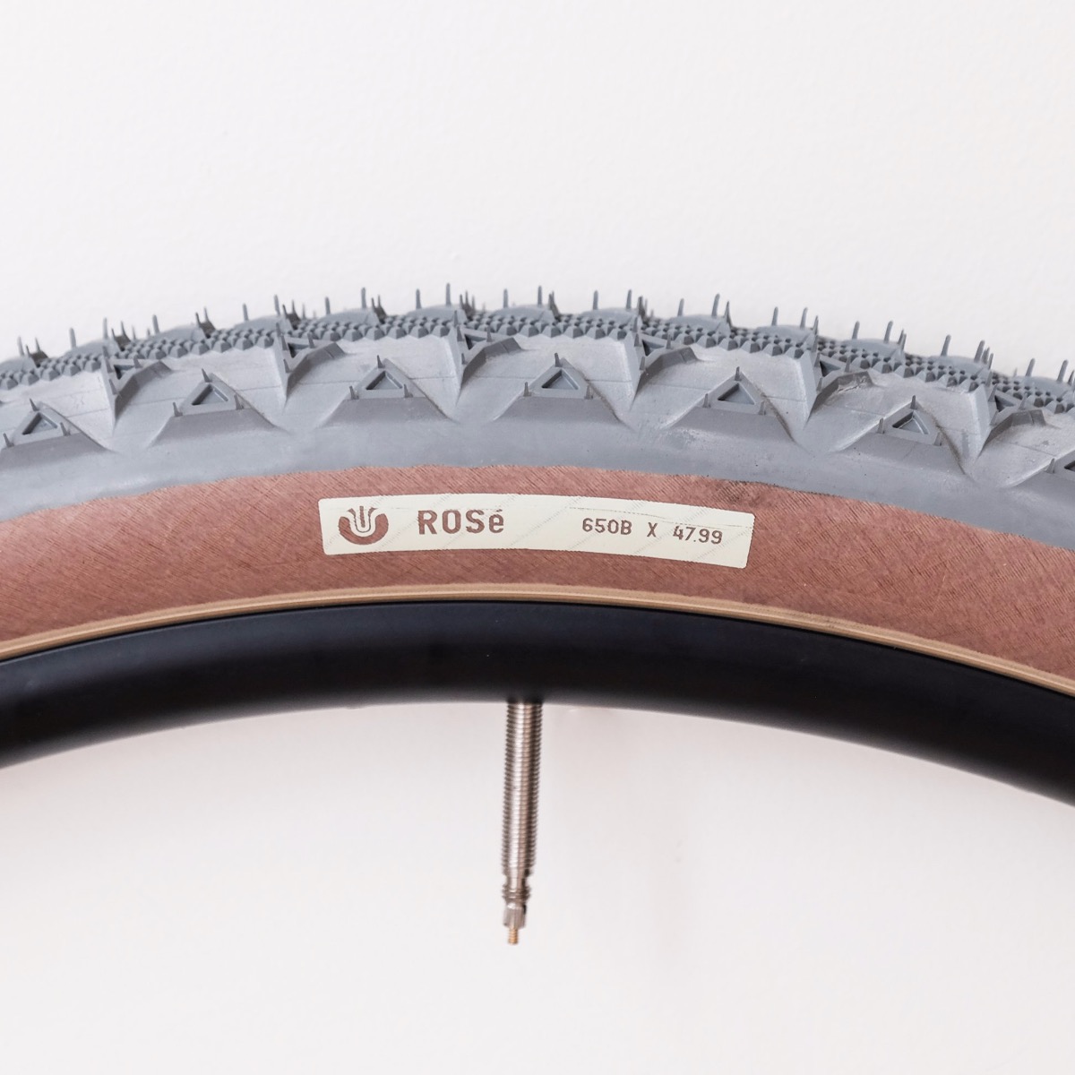 Rosé on the front, Cava on the rear. - BIKE SHOP BLUE LUG STAFF REVIEW