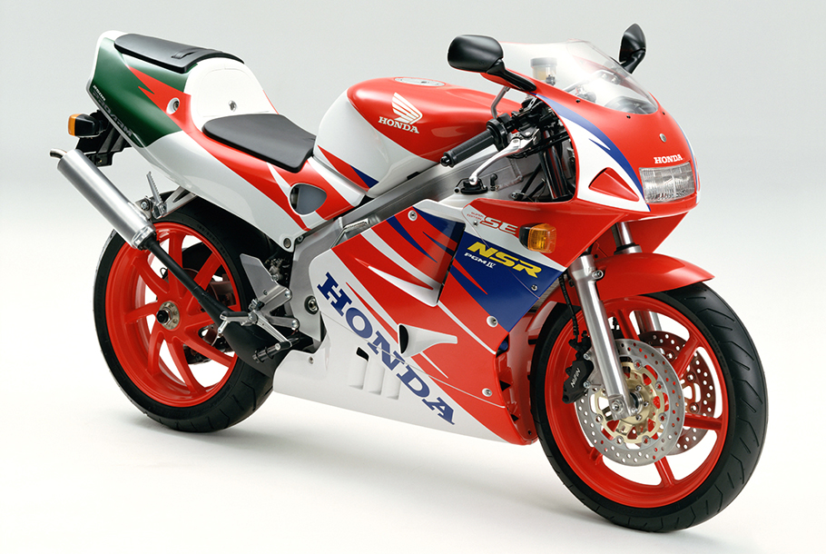 世界初のPGMメモリーカード・システムを採用した2サイクル・スーパー