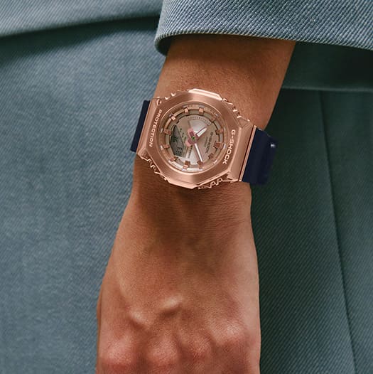 METAL COVERED - GM-S2100 | G-SHOCK 腕時計