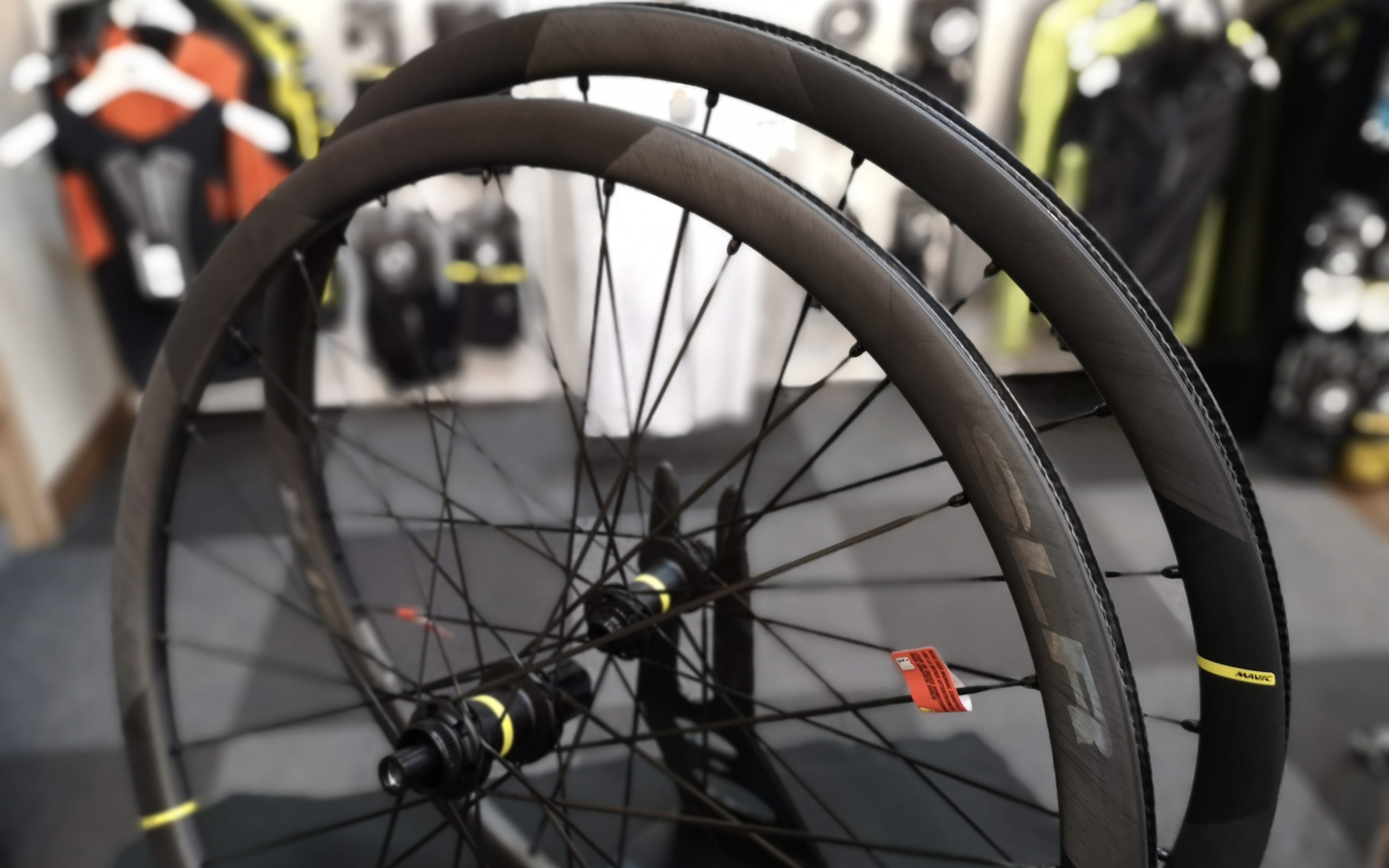 2021ラインナップの大本命!!】MAVIC COSMIC SLR 32 DISC | GROVE鎌倉