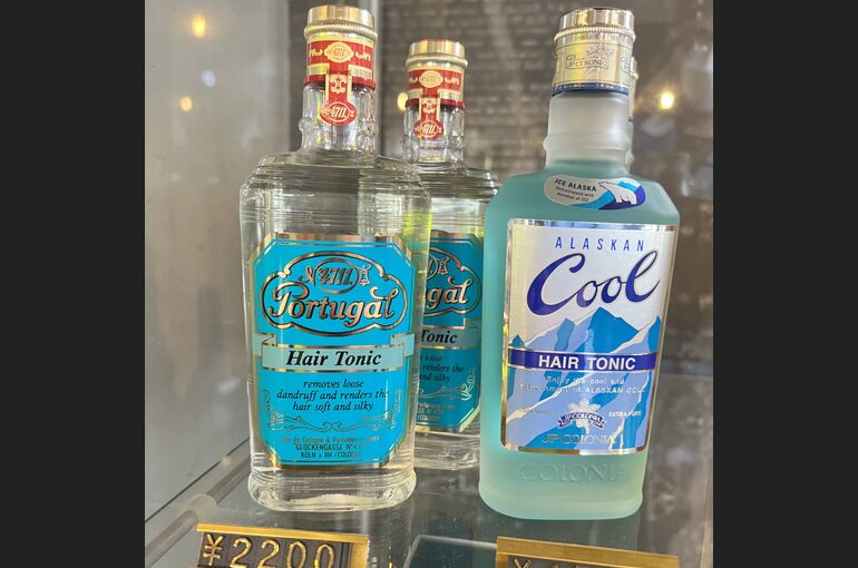 ヘアトニックとは頭皮版化粧水！新宿と代々木の理容室 | サービス内容