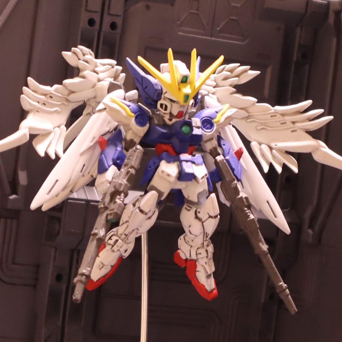 ウイングガンダムゼロカスタム（コンバージ）｜tytaniaIIIさんの