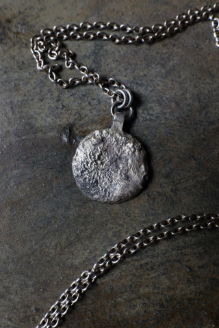 BACKLASH × JUN UEZONO. Pure Silver(Silver 1000) / Deer Horn Bangle