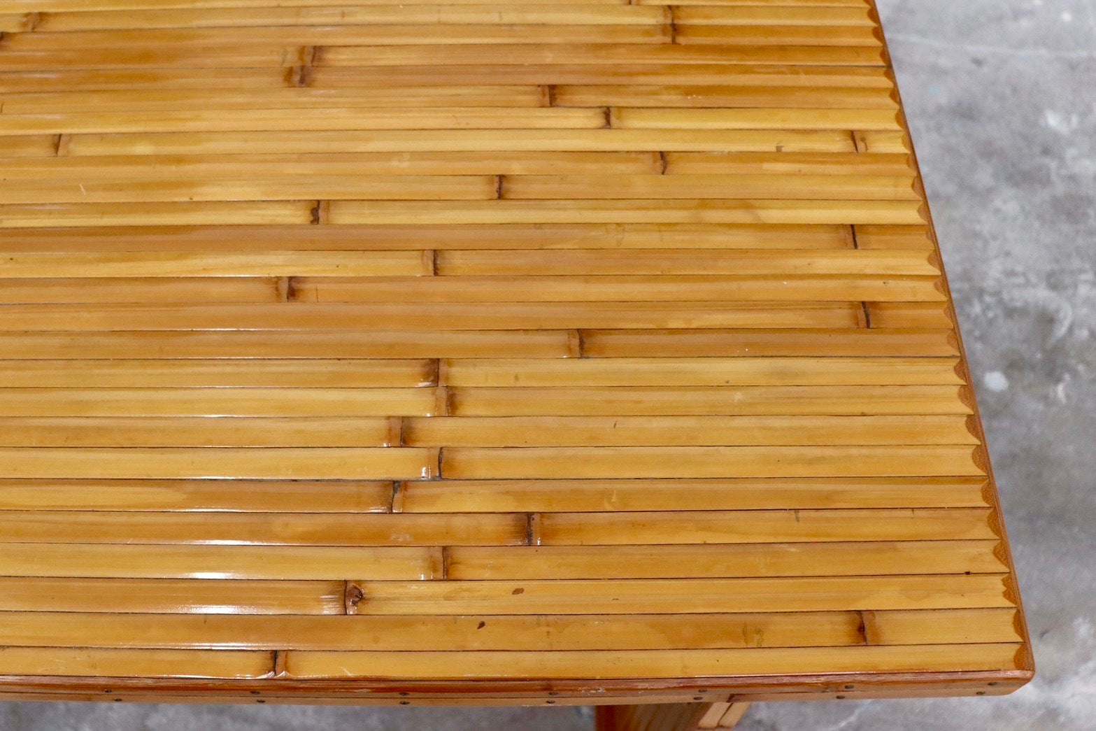 GMIK205○梅里竹芸 Umezato Bamboo Craft 竹家具 机 キャスター付き