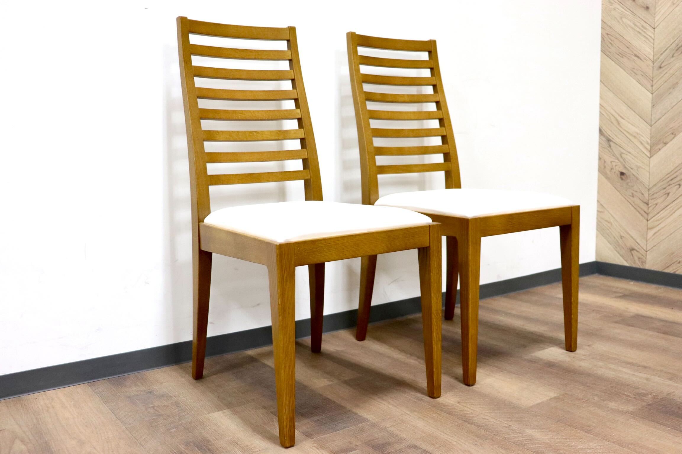 HR820-1 【美品】秋田木工 アキモク N-005ダイニングチェア 2脚 HR820