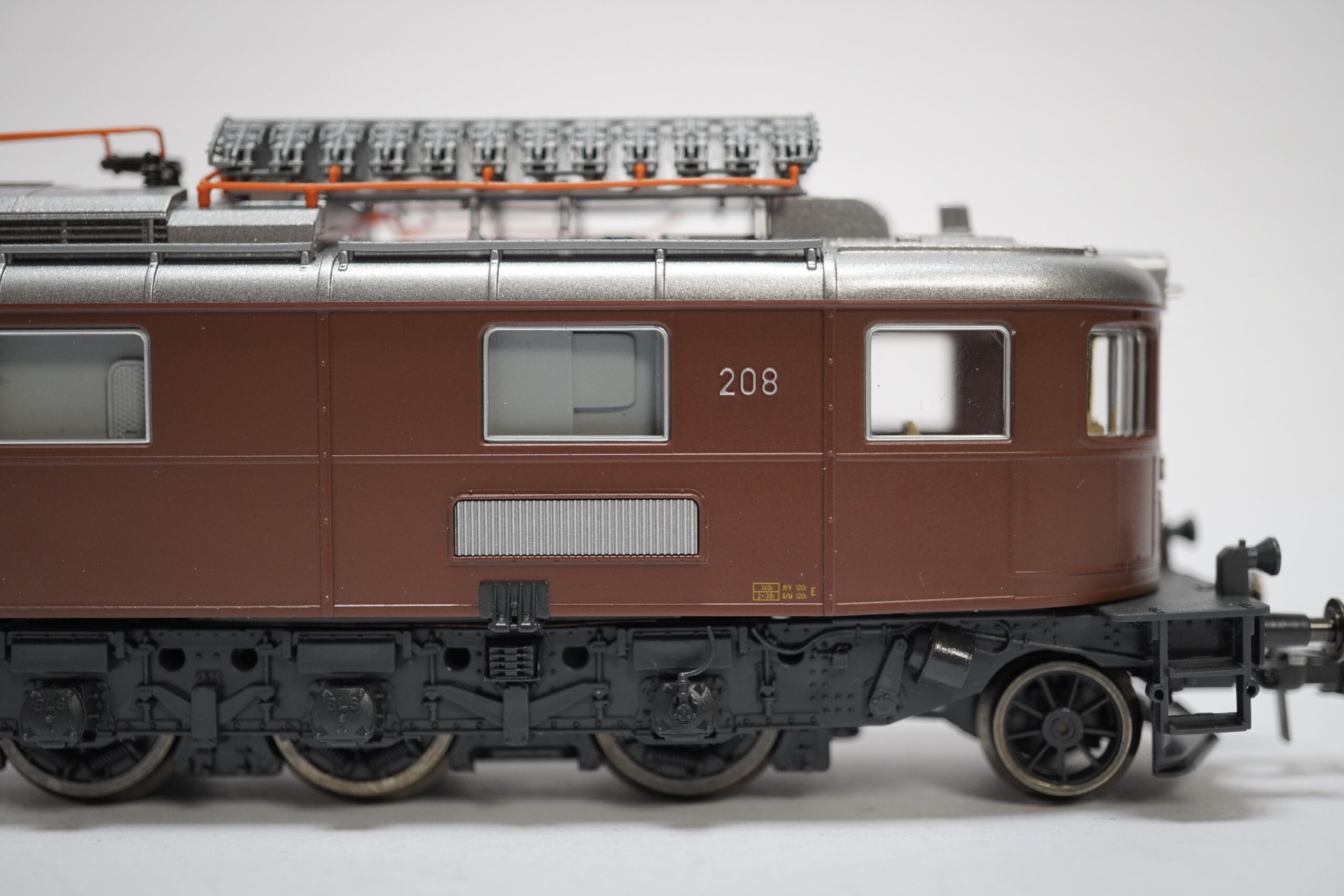 Roco 43710 H0 BLS Ae 6/8 genial schöne Lok