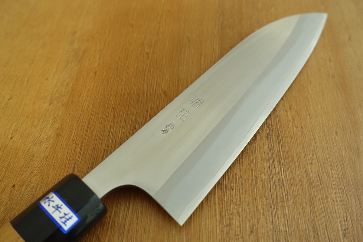 粉末ハイス系最硬！越後三条 義平刃物 瑞花 ZDP189 剣型（牛刀