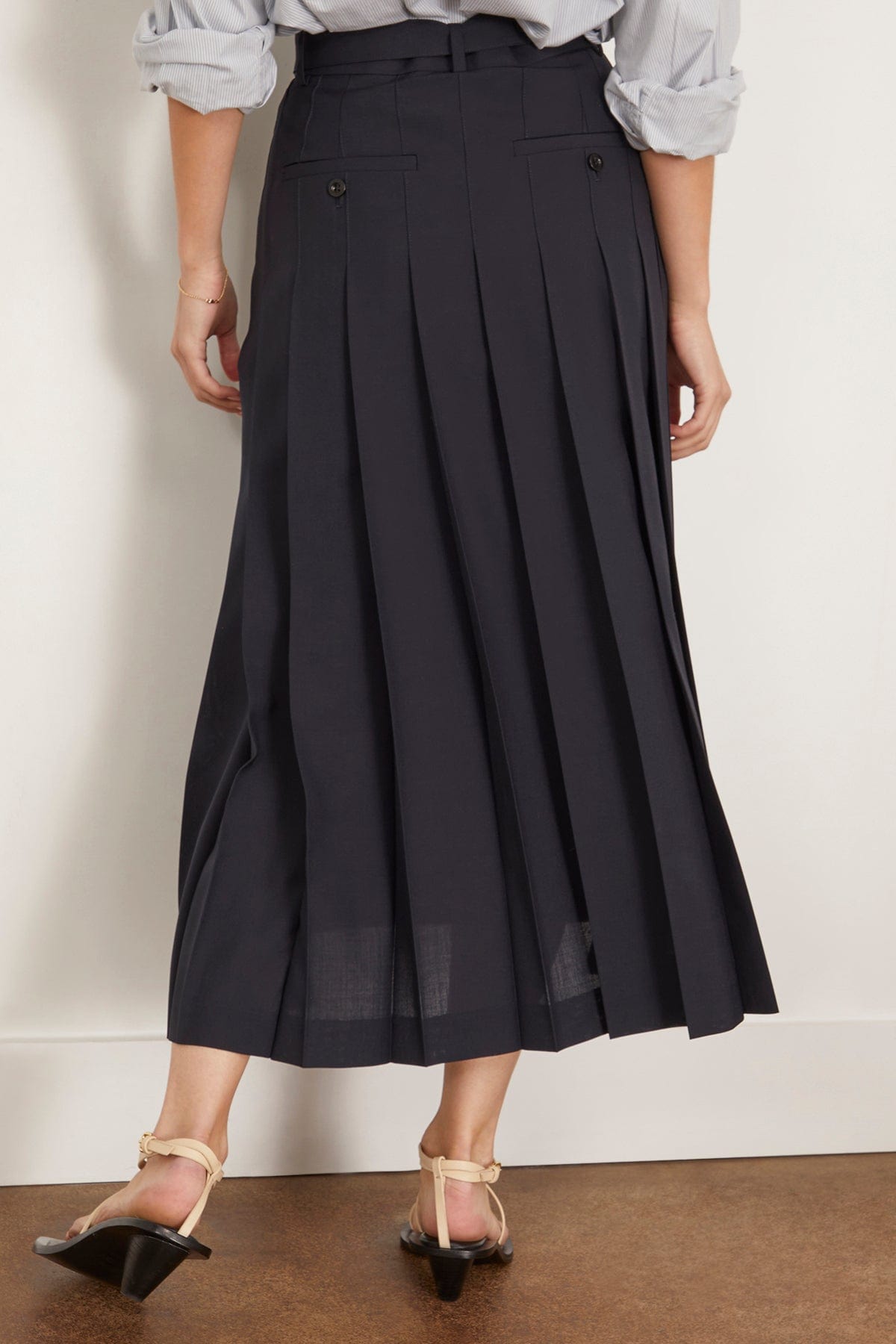 Sacai Suiting Skirt in Navy – Hampden Clothing
