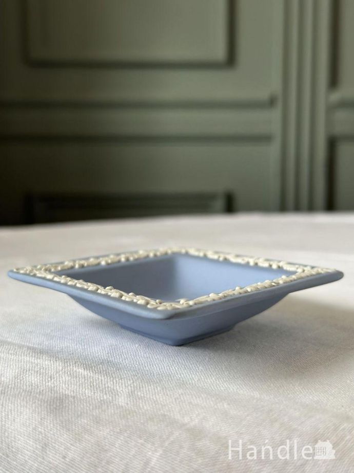 ウェッジウッド(Wedgwood)のジャスパーウェア、アンティークのトレイ(m