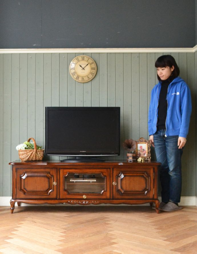 アンティーク風のサイドボード（テレビボード）(y-119-f)｜アンティーク風