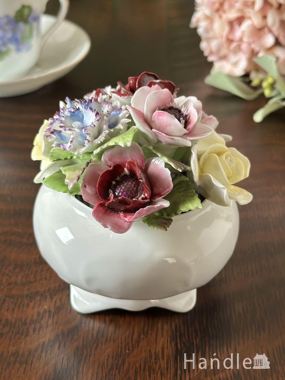 イギリスから届いた真鍮製の馬具飾り、汽車モチーフのアンティーク