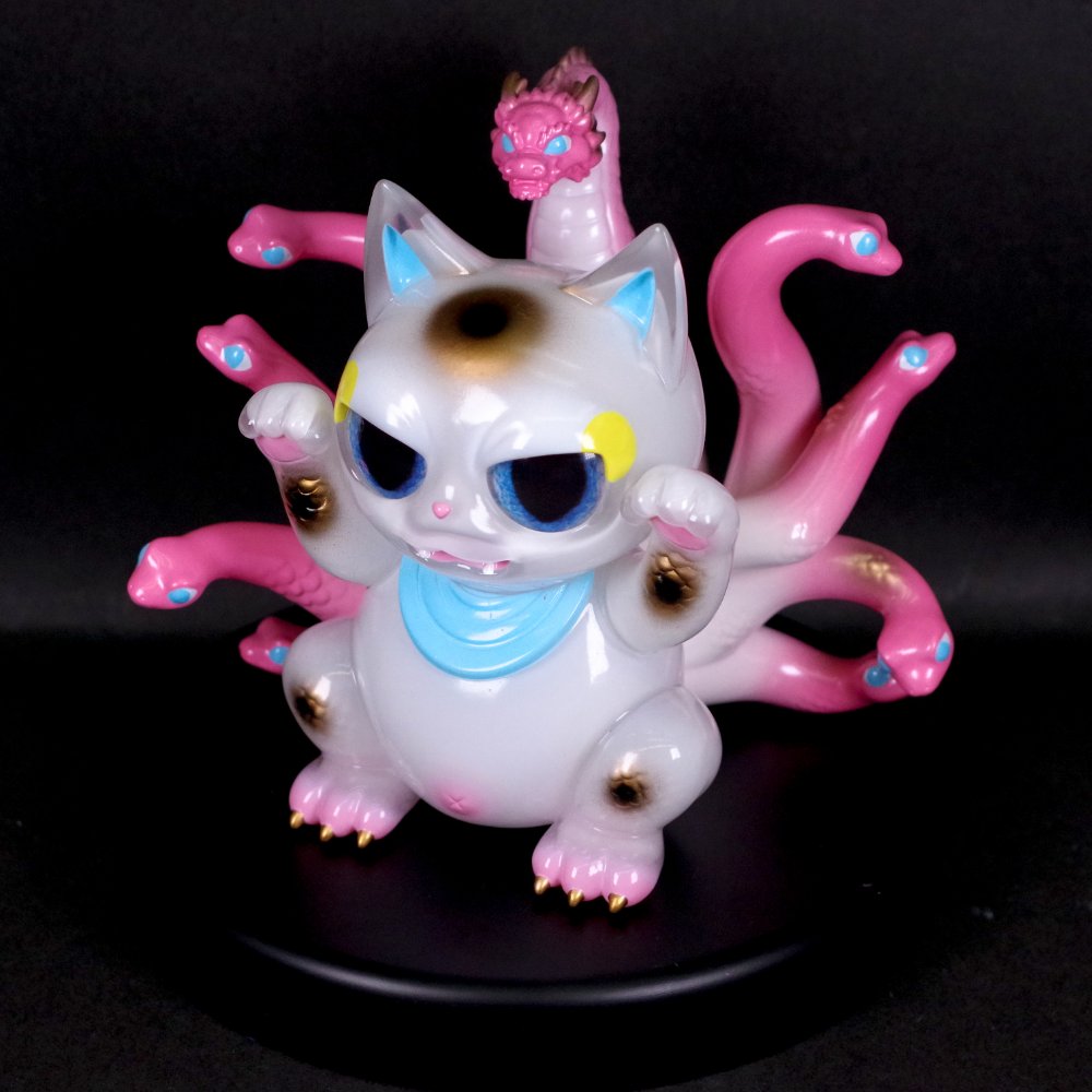 5月7日(火)18時より抽選開始】【MEOWWWTHRA】ニャスラ(SAKURA)が登場