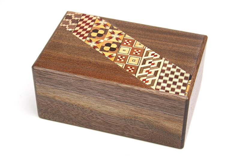 Japanese puzzle box 21steps Obi – Hakone Karakuri Museum