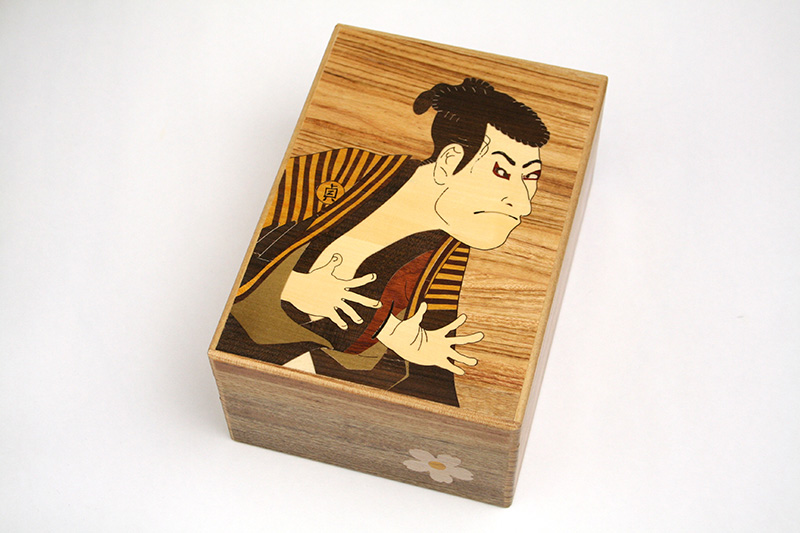 Japanese puzzle box 6sun 14steps Syaraku – Hakone Karakuri Museum