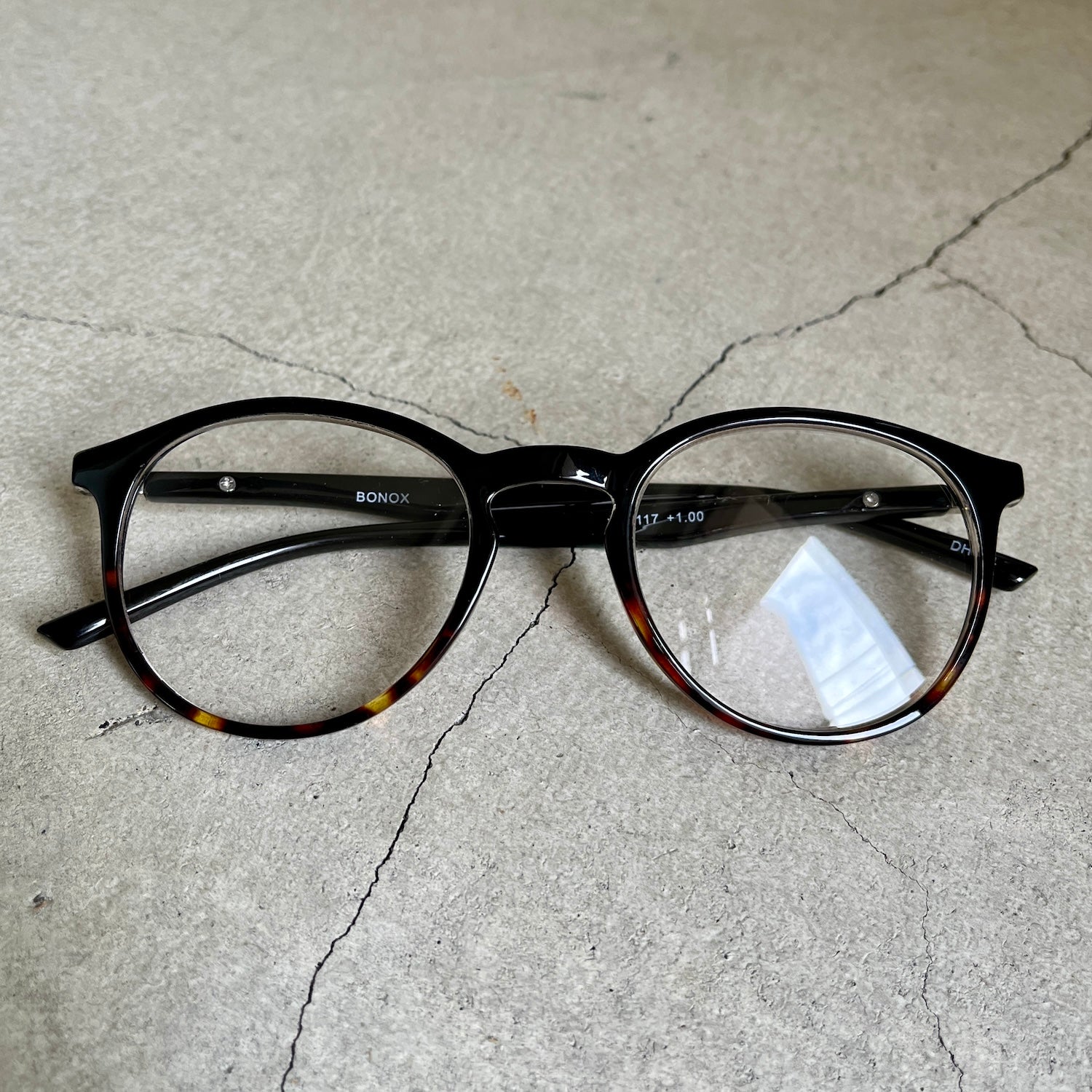 老眼鏡の最強エントリーモデル – HATCH