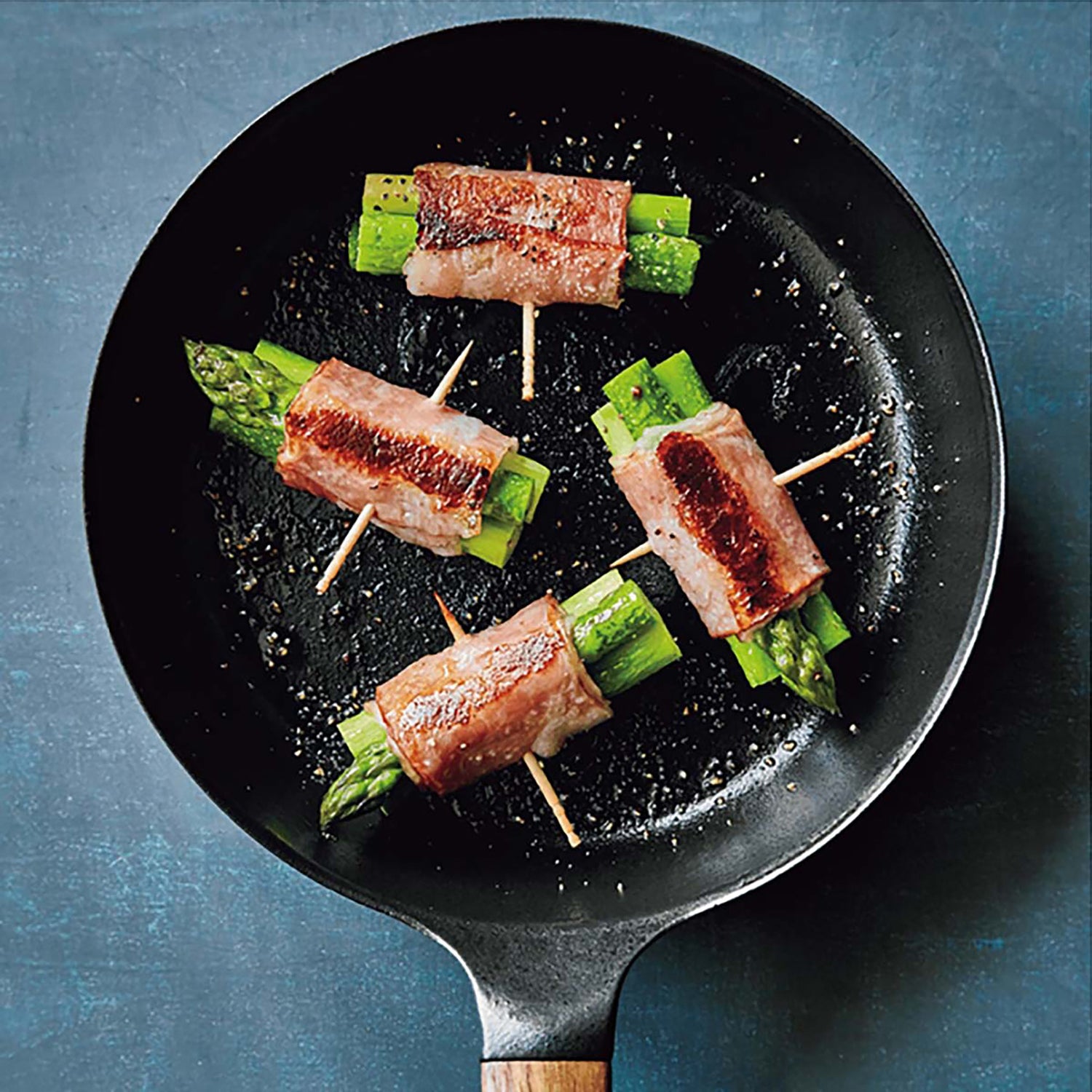 バーミキュラ / フライパン20cm【ハンドル：オーク材】 – HATCH