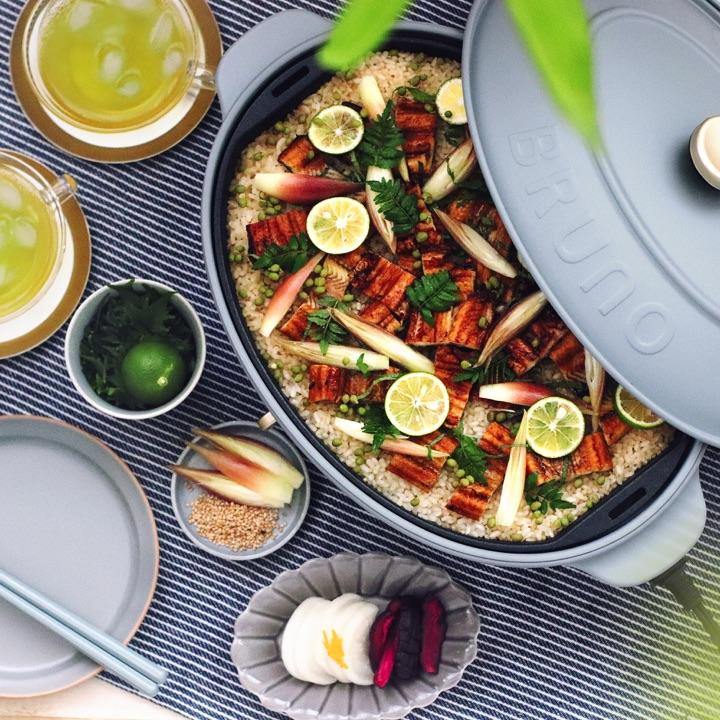 BRUNO Oval Hot Plate (Blue Gray) (220V UK Plug)