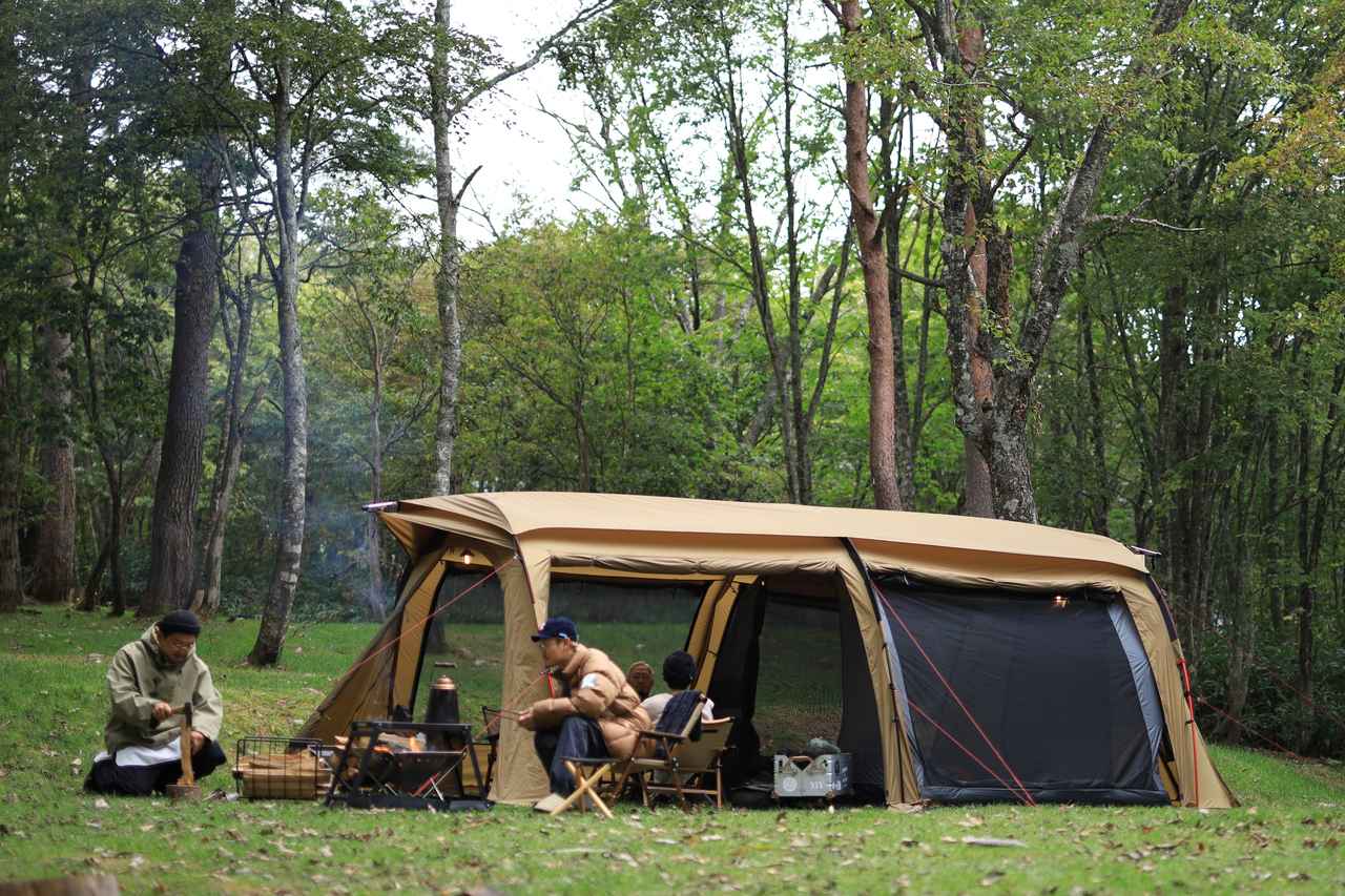 QUICKCAMPから大型ツールームテントが新登場！ファミリーやグループで