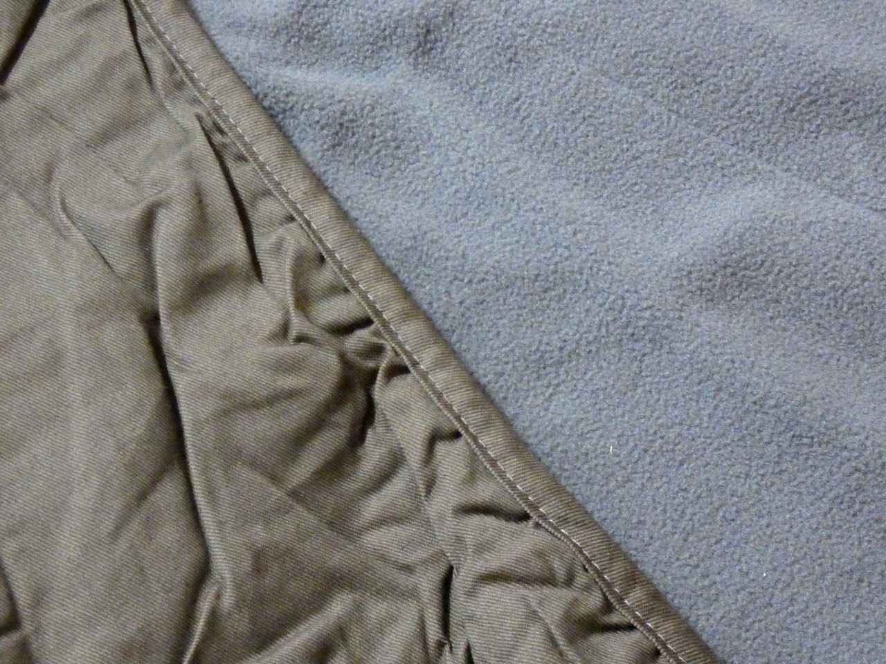 コールマン『アウトドアウォームブランケット』が超快適！冬キャンプ