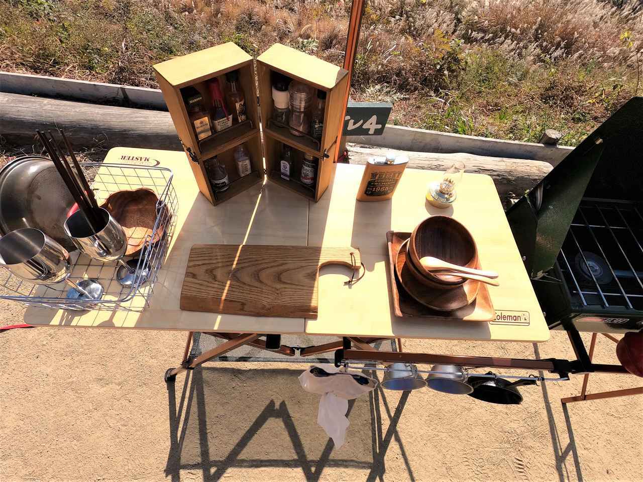 キャンプで超便利なキッチンテーブルをピックアップ！コールマン・DOD