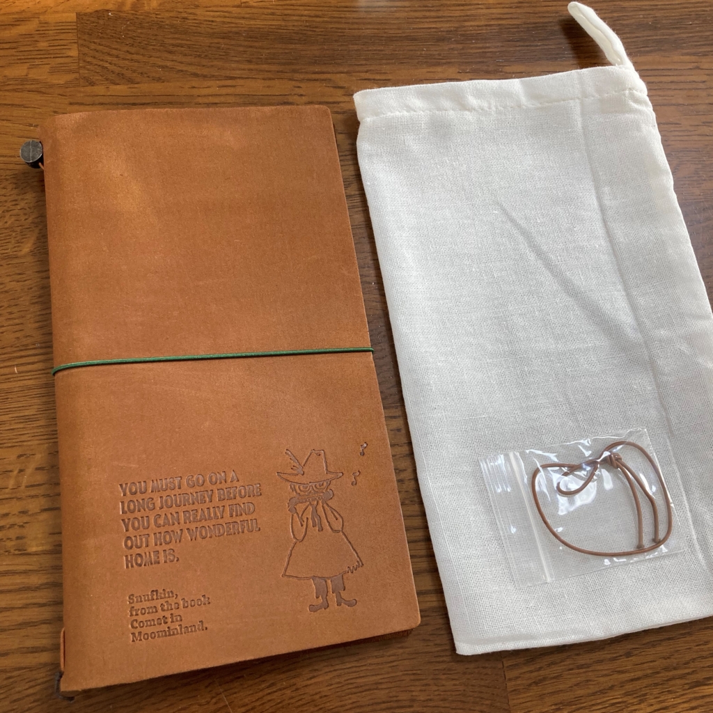 開封レビュー】スナフキンのトラベラーズノートを買ったので見てほしい