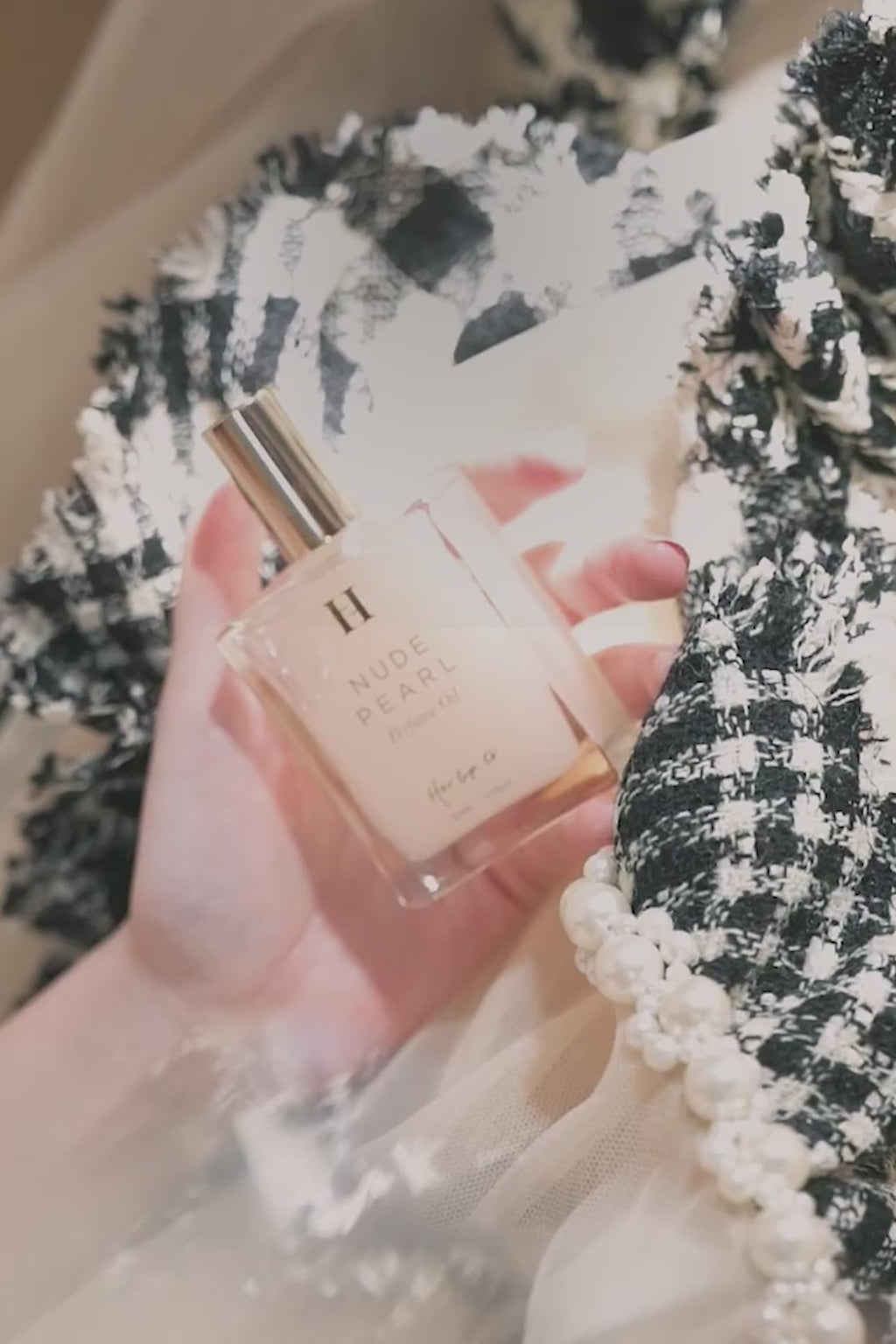 Perfume Oil - NUDE PEAL -（パフュームオイル）｜艶めきも香りも