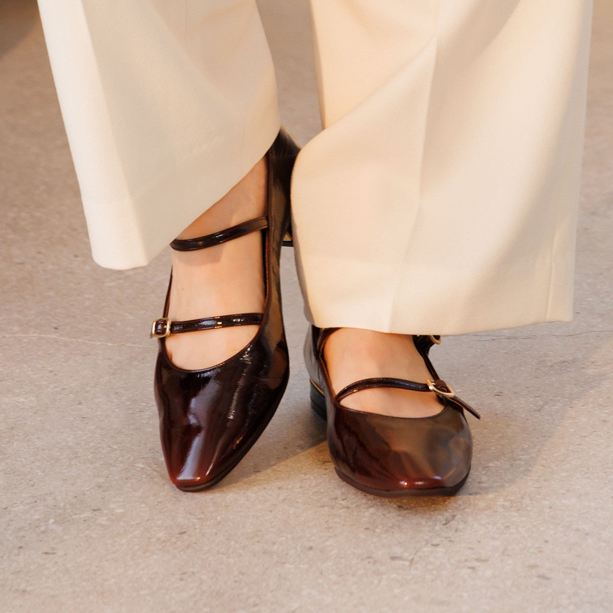 25AW】ダブルベルトローヒールメリージェーンパンプス/651313