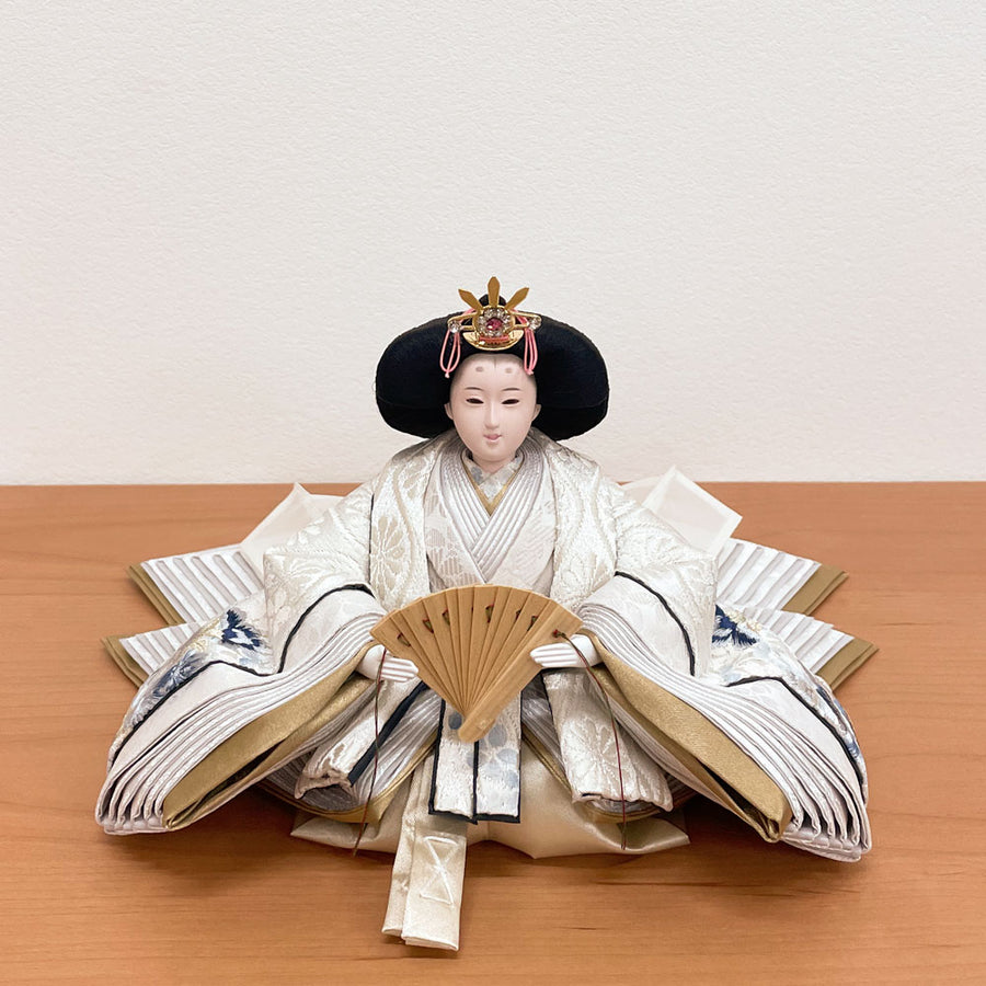 最高級 額縁仕立ての衣装が綺麗な雛人形【Flower Girl きこ雛