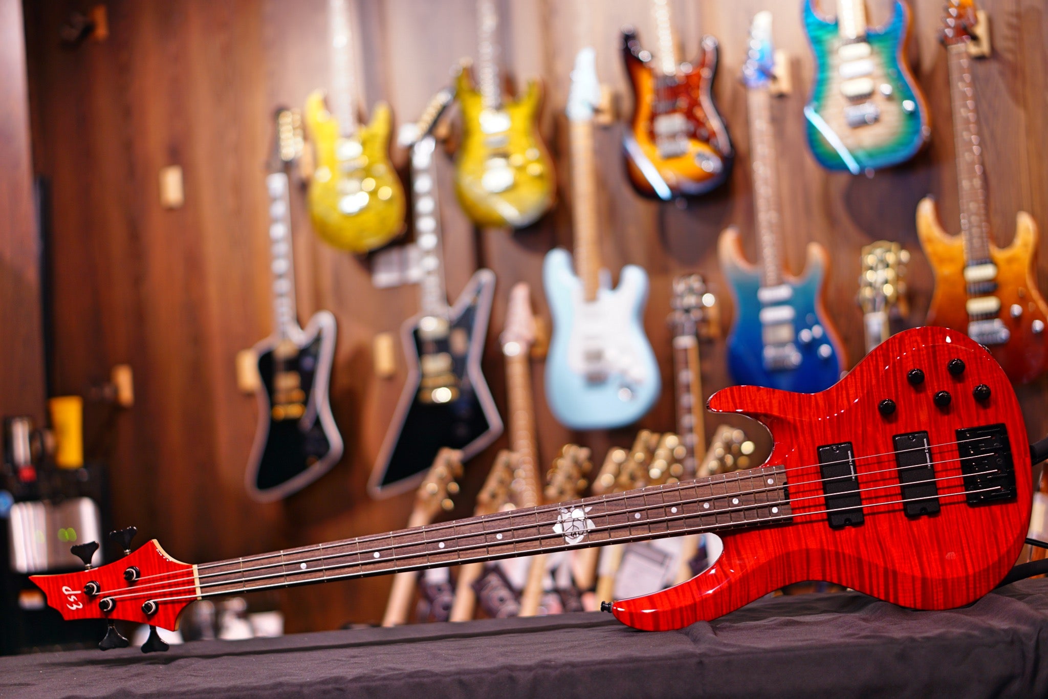 ESP Bass BTL LISA II *Limited edition*