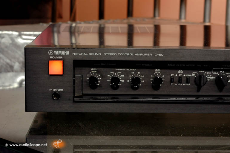Yamaha C-50 | hifi-wiki.com