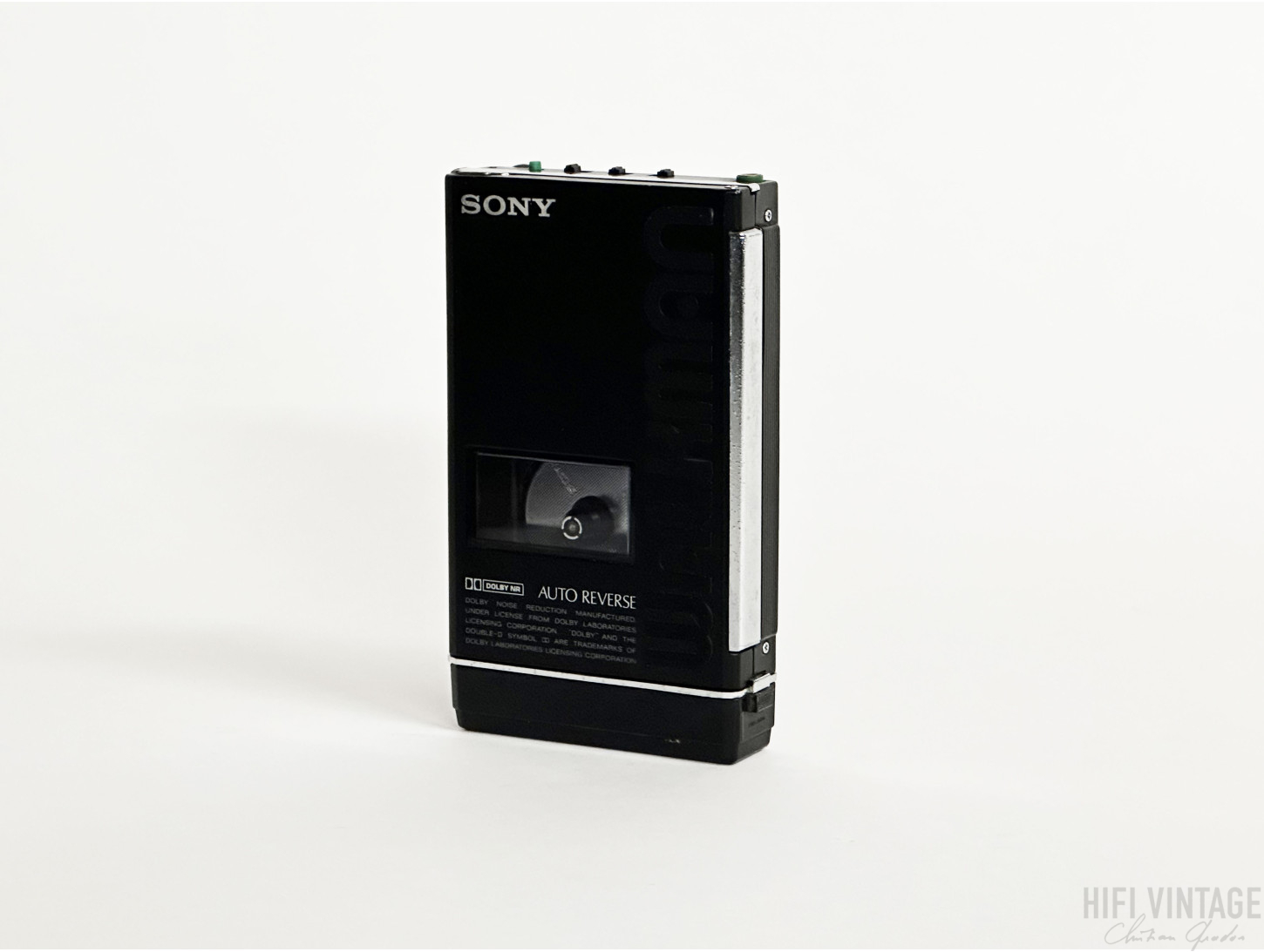 sony-wm-103.jpg