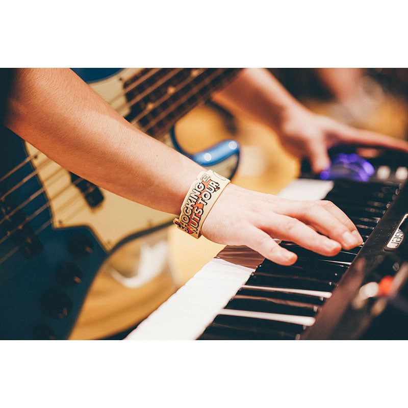 SHOCKING NUTS TOUR ラバーバンド（SHOCKING NUTS TOUR） – Official髭