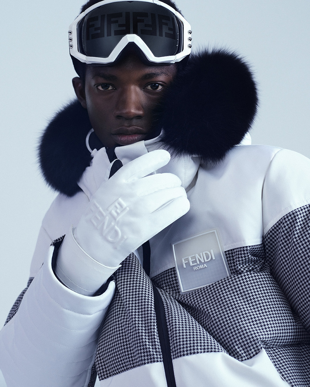 FENDI、2022-23年秋冬 スキーウェアカプセルコレクションを発表