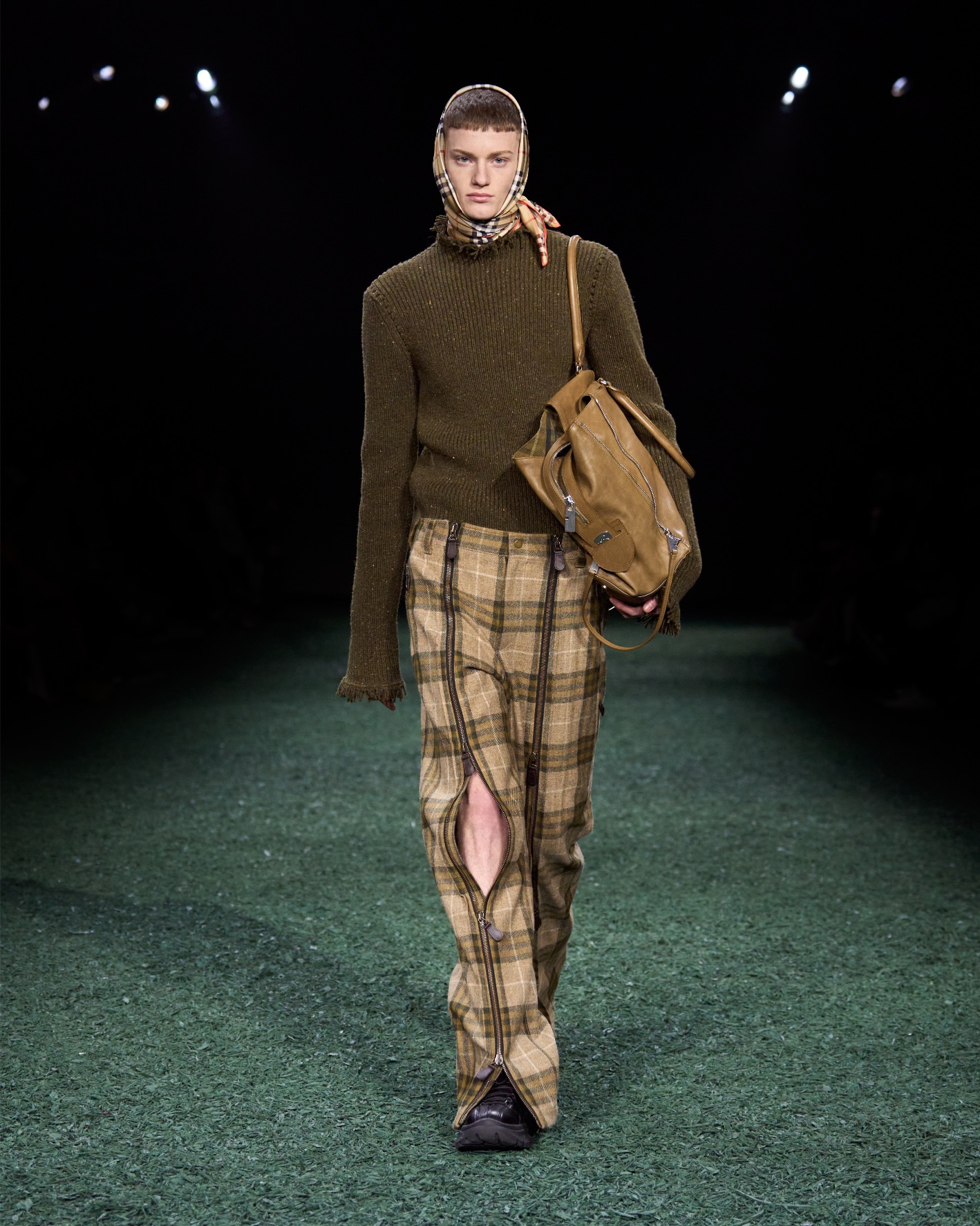 Burberry FW24: the evolution of Great British style continues