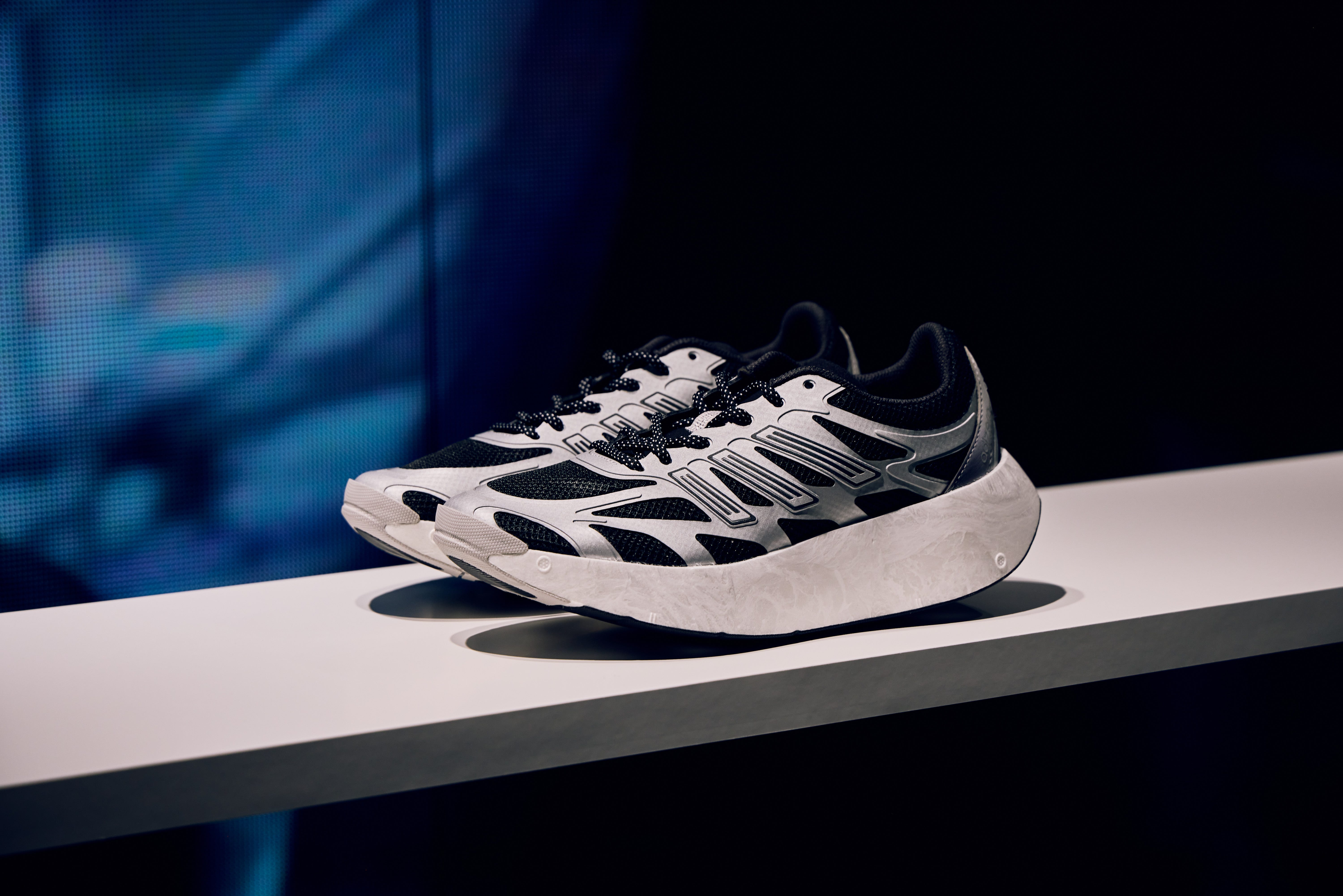 ADIZERO ARUKU（アディゼロ アルク）初お披露目！「アディダス