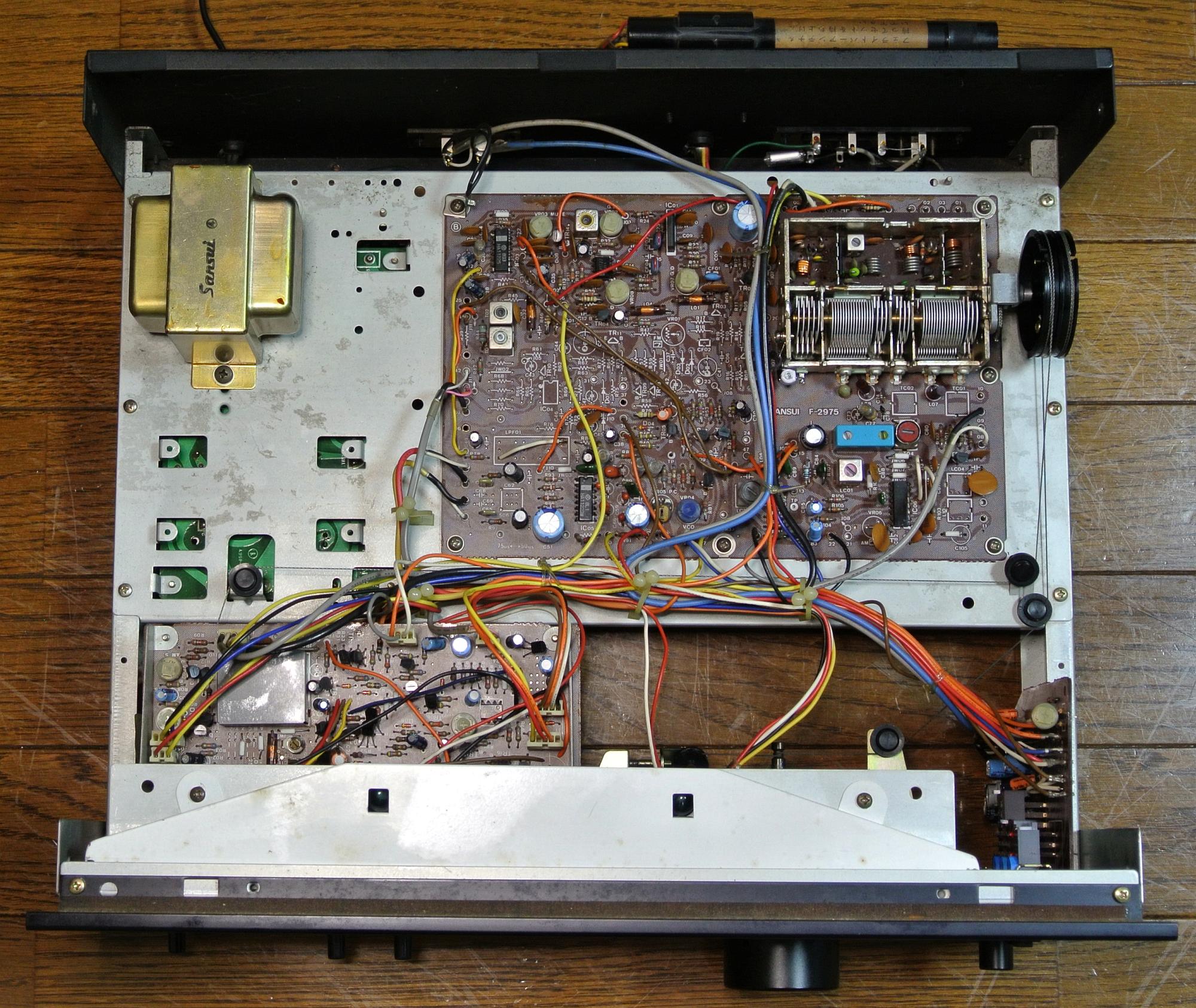 SANSUI TU-D607