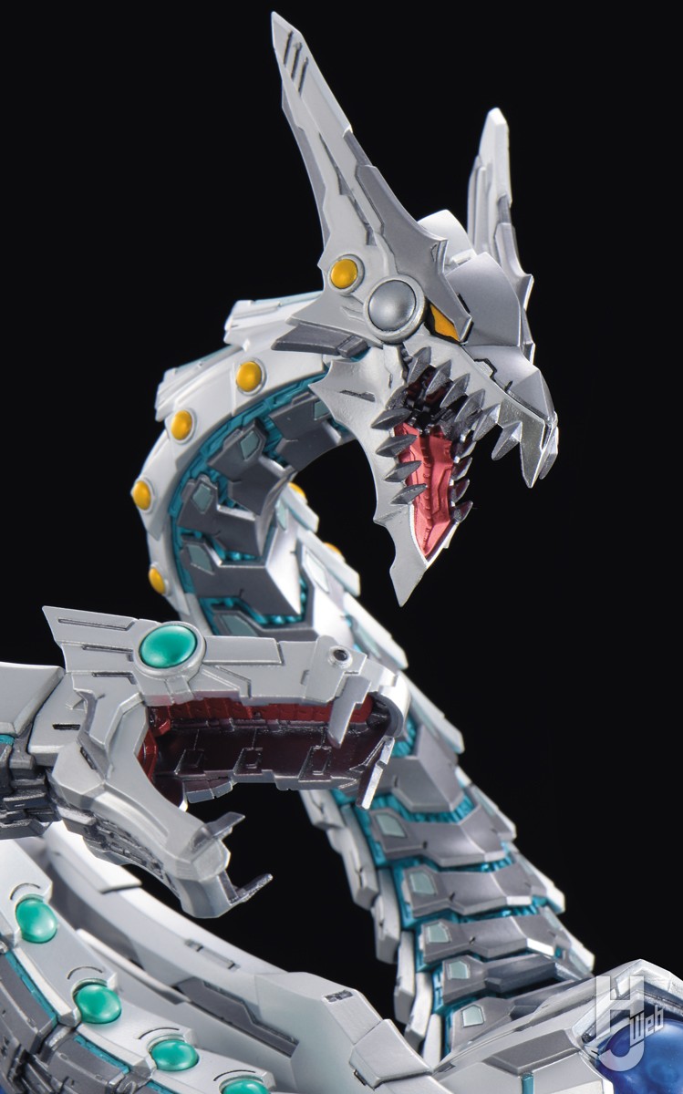 全高約30cmの大型モデル！ 遊戯王GX「サイバー・エンド・ドラゴン」を