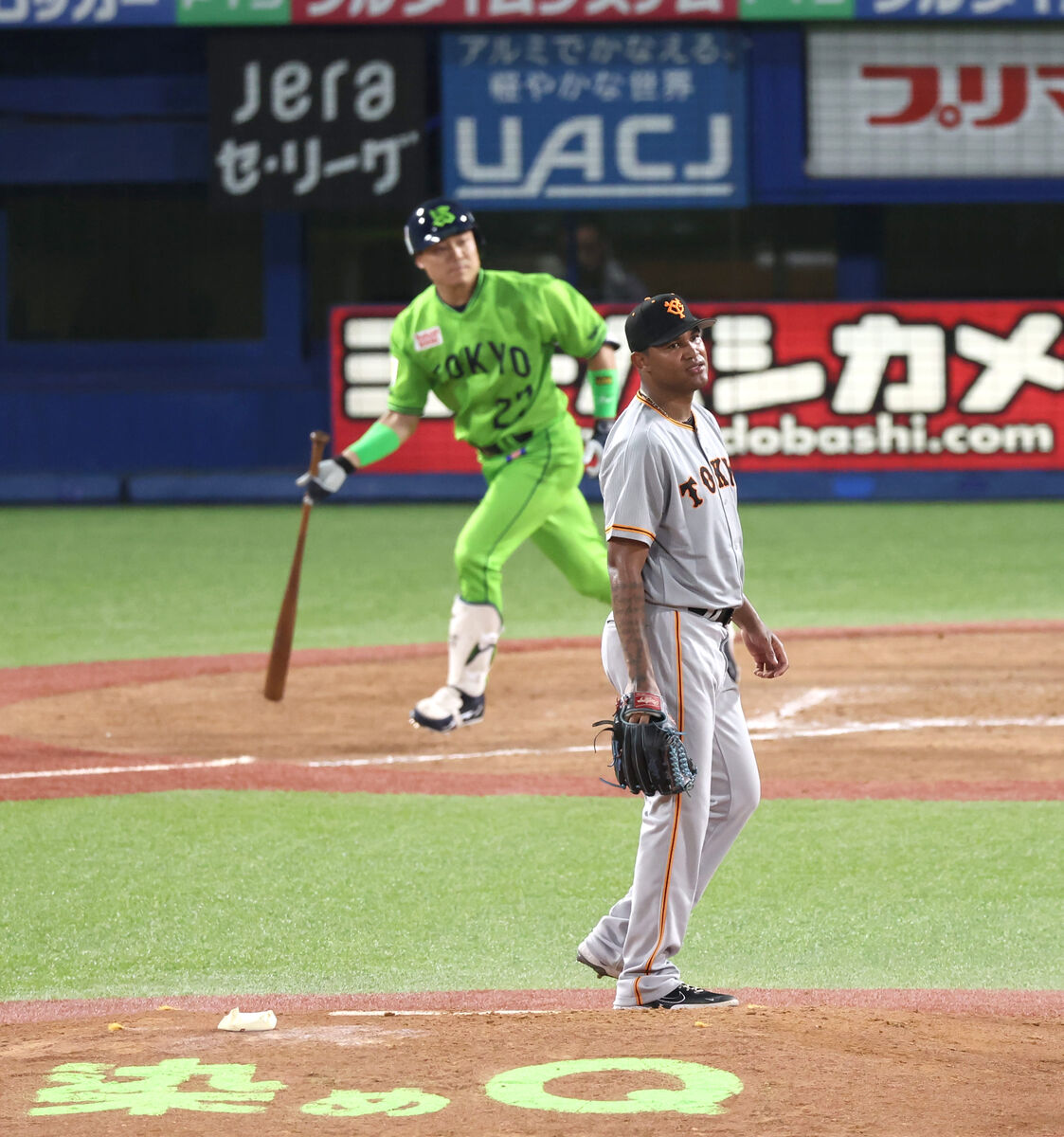 阿部慎之助 リストバンド ジャイアンツ 巨人 【公式通販】
