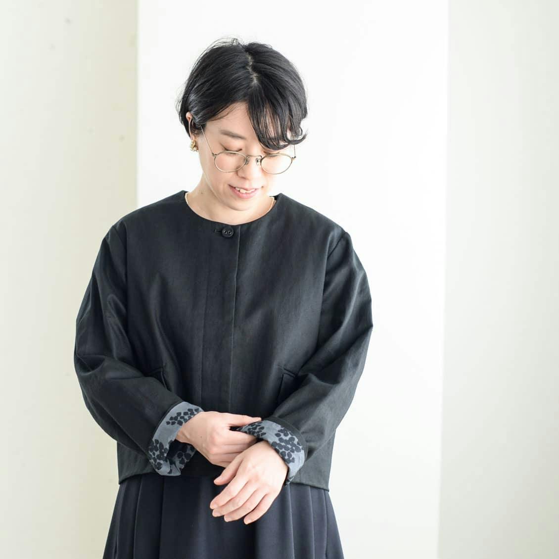 着用レビュー】気になるサイズ感とシルエット。「プリーツ」と