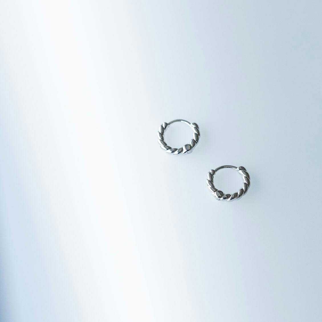 DAUGHTERS JEWELRY / ピアス / ツイストフープ - 北欧、暮らしの道具店