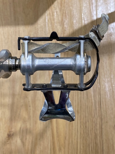 自転車用カンパニョーロビンテージペダル シルバー 青 ストラップ付き