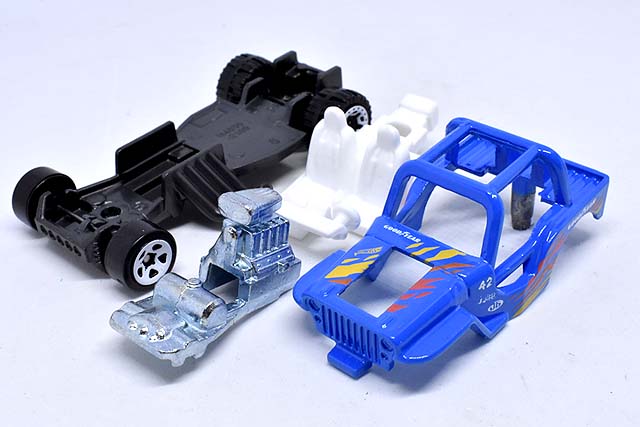 42 WILLYS MB JEEPのレビュー！もしも戦時中のジープがドラッグ