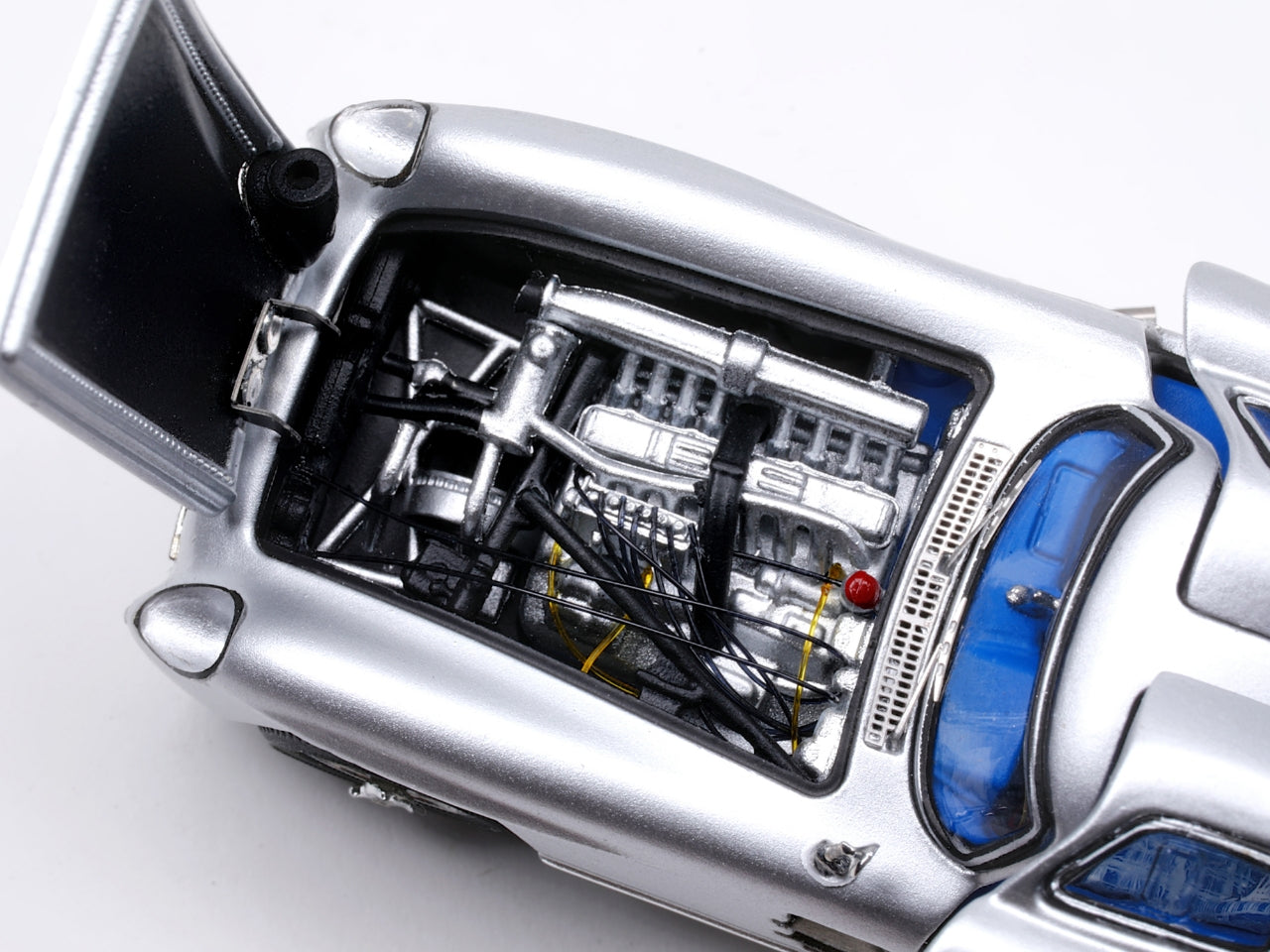 YS Model 1:64 Mercedes-BENZ 300SLR Ulunhot - SIlver – Horizon Diecast
