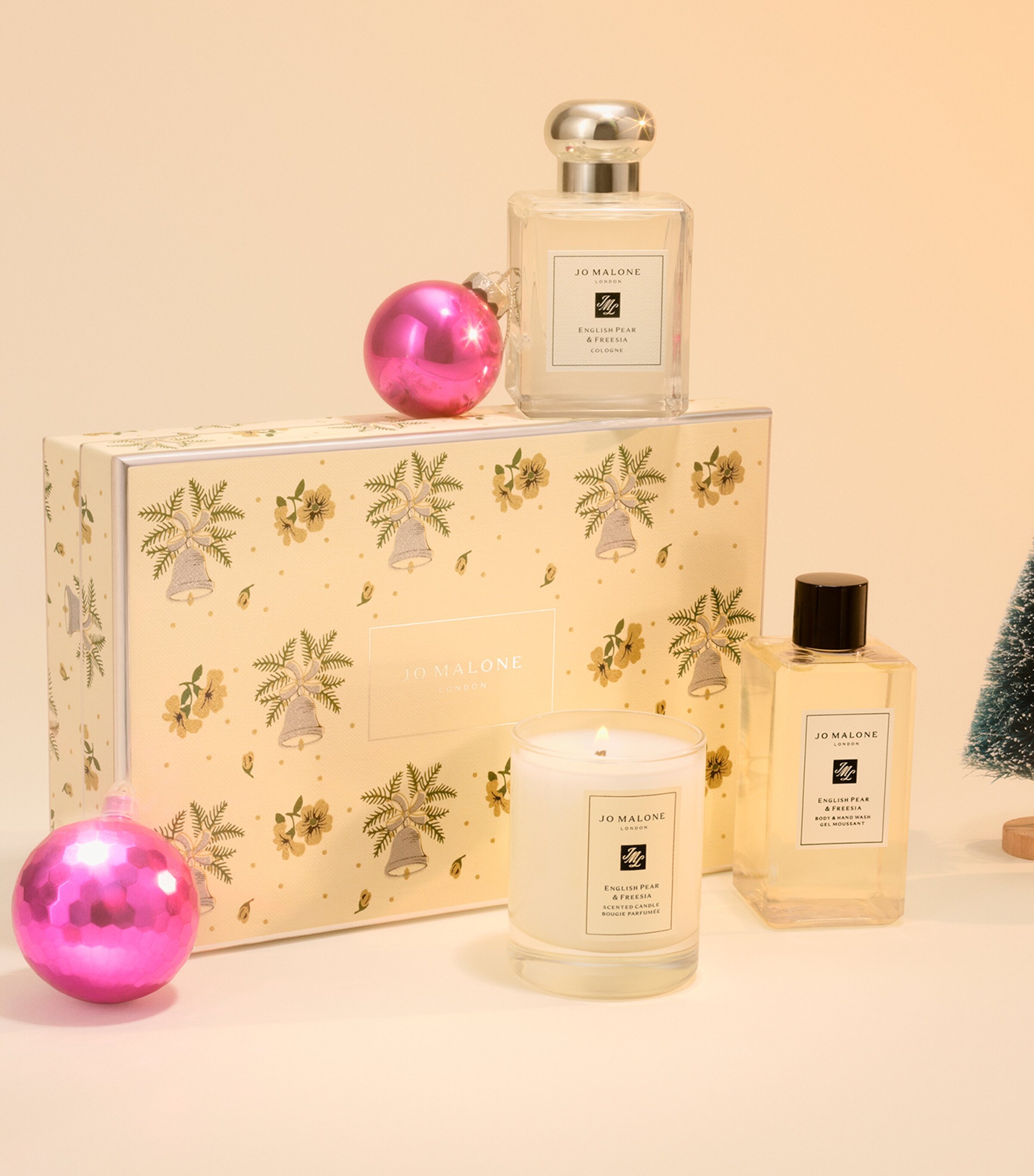 Jo Malone London English Pear & Freesia Collection | Harrods UK
