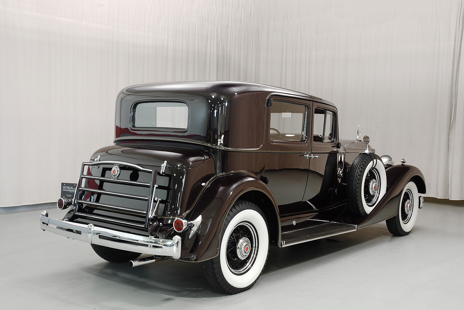 1934 Packard Super 8 Club Sedan |