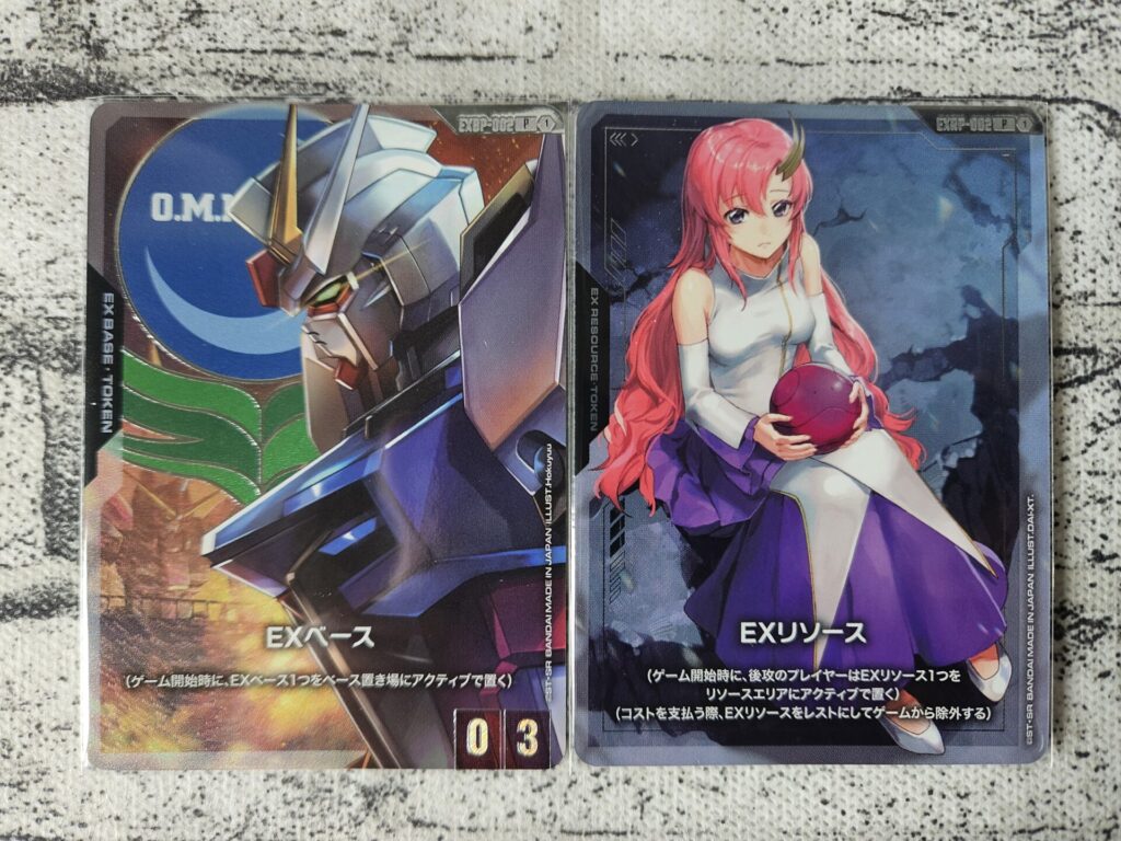 新品未開封 ガンダムカードゲーム オフィシャルカードケースセット01