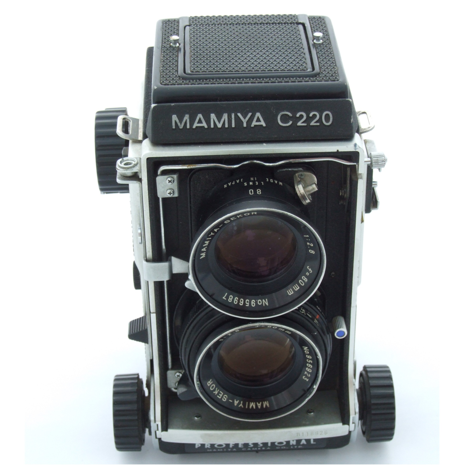 Mamiya C220 / WLF / 80mm f2.8 blue dot – IanB Foto