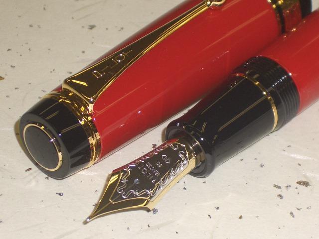 パイロット万年筆 カスタムウルシ 160000円 FKV88SR 漆黒 朱紺 青