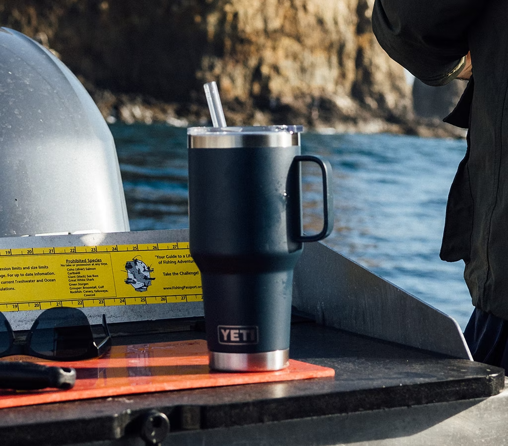 YETI Rambler 35 Oz Straw Mug - Black